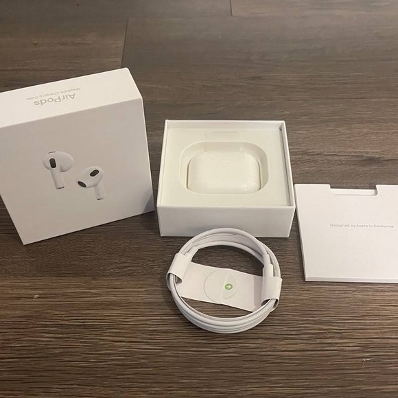 Apple AirPods gen 3